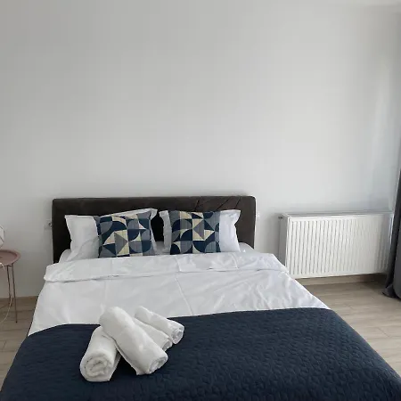Apartment Deea H24