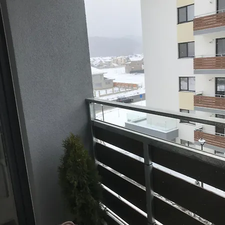 Deea H24 Apartment *